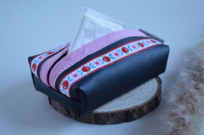 Bild von Taschentuchtascherl Kunstleder Äpfelchen schwarz/rot