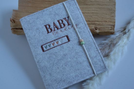 Bild von Mutterpass Baby loading beige