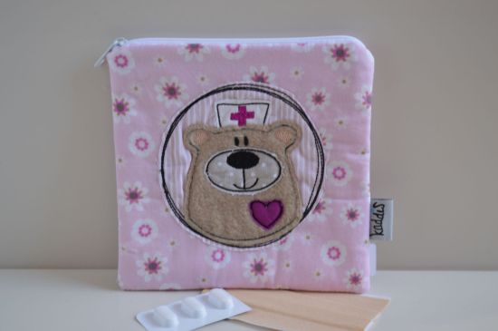 Bild von Medizintäschchen BärBel Blümchen rosa