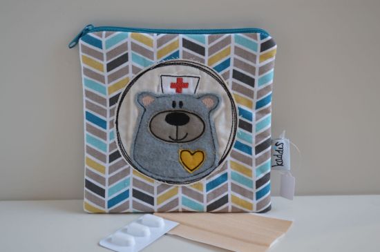 Bild von Medizintäschchen BärBel ZickZack beige/türkis