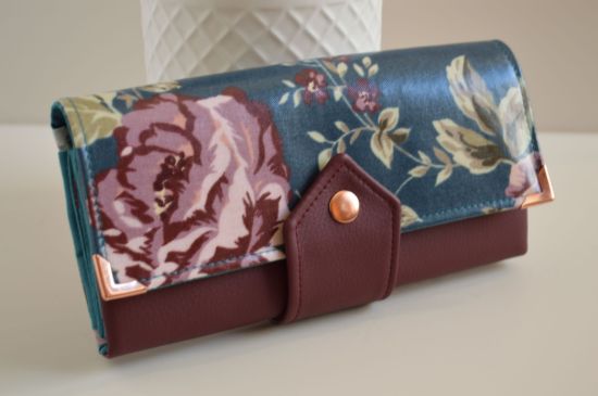 Bild von Geldbeutel groß Kirschblüten weinrot/petrol